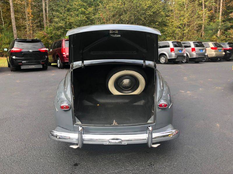 Ford-coupe-1948-grey-5