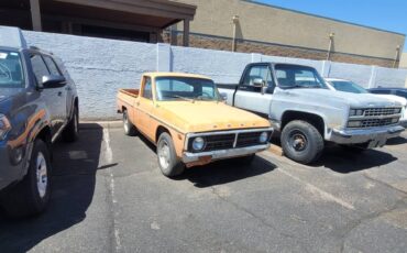 Ford-courier-1976-orange-1