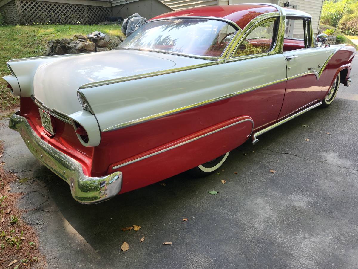 Ford-crown-victoria-1955-2