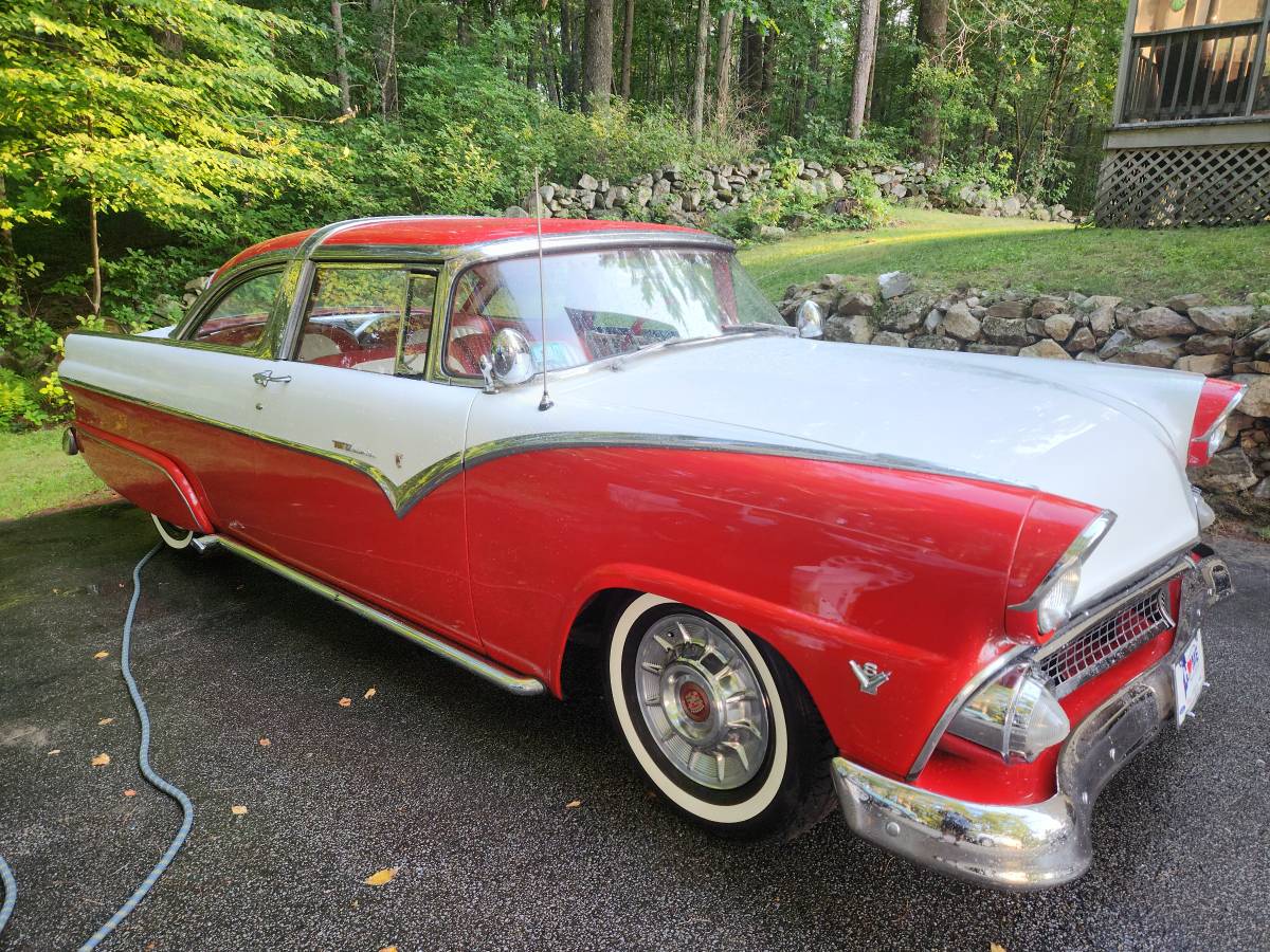 Ford-crown-victoria-1955