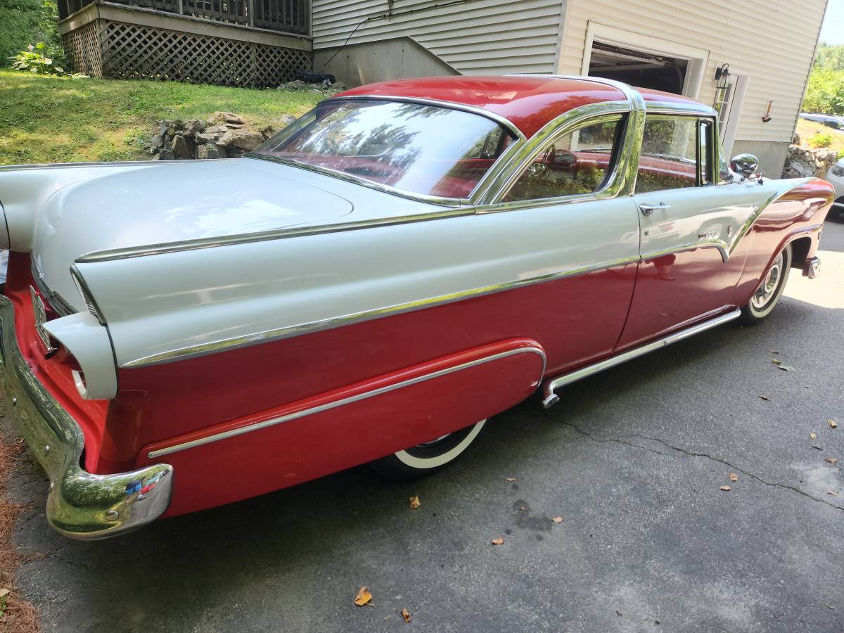 Ford-crown-victoria-1955-6