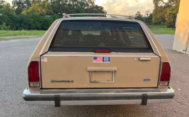 Ford-crown-victoria-1989-custom-2