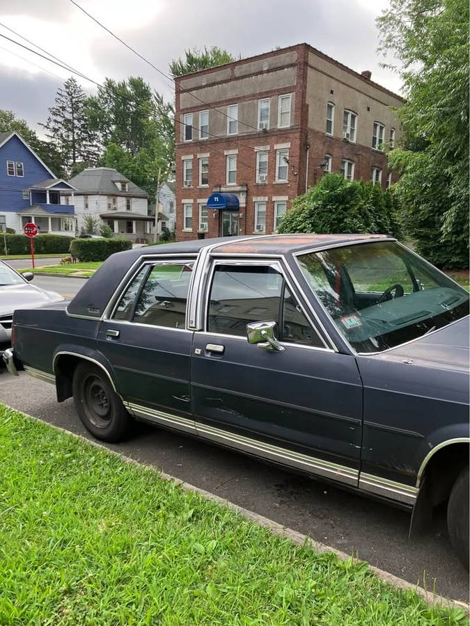 Ford-crown-victoria-ltd-1987-blue-6