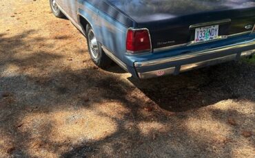 Ford-crown-victoria-ltd-crown-victoria-lx-1988-blue