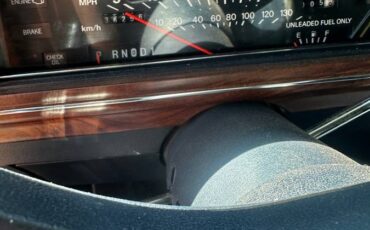 Ford-crown-victoria-ltd-crown-victoria-lx-1988-blue-4