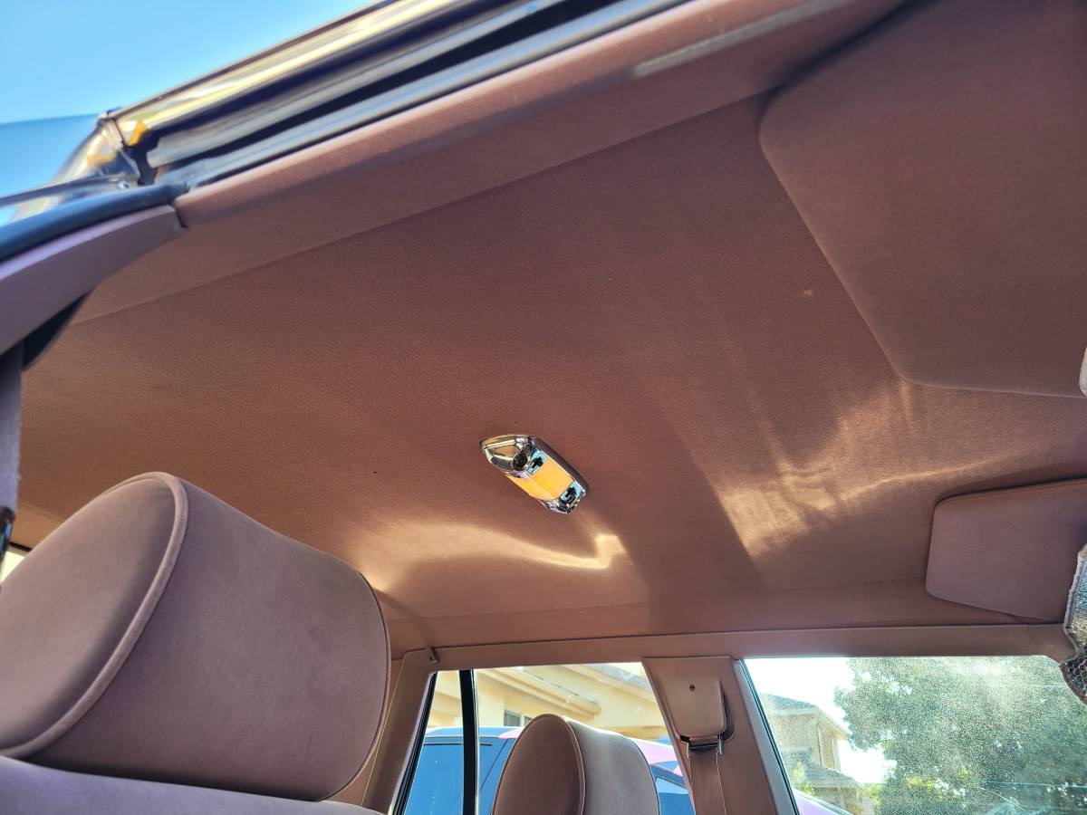 Ford-crown-victoria-lx-1989-14