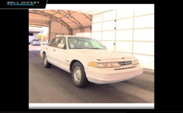 Ford-crown-victoria-lx-1995-black