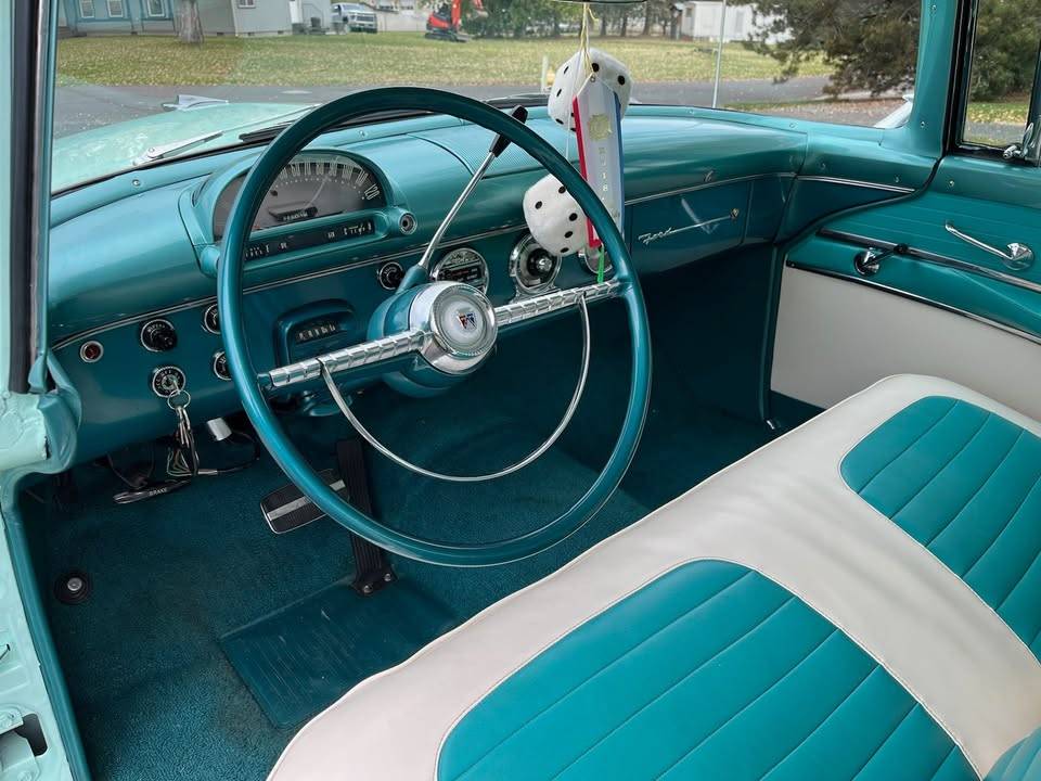 Ford-crown-victoria-police-1955-12