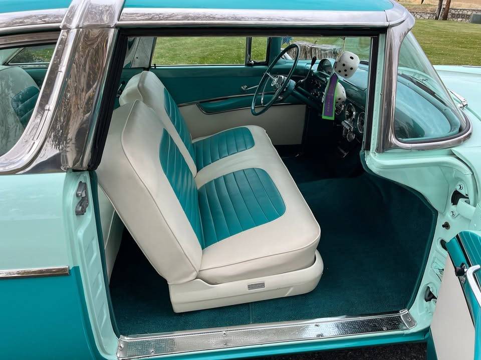 Ford-crown-victoria-police-1955-16