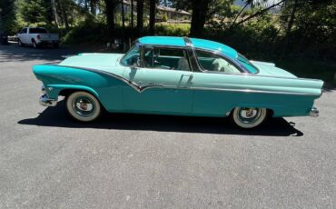 Ford-crown-victoria-police-1955