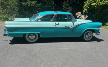 Ford-crown-victoria-police-1955-6