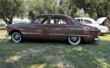 Ford-custom-1950-custom-7