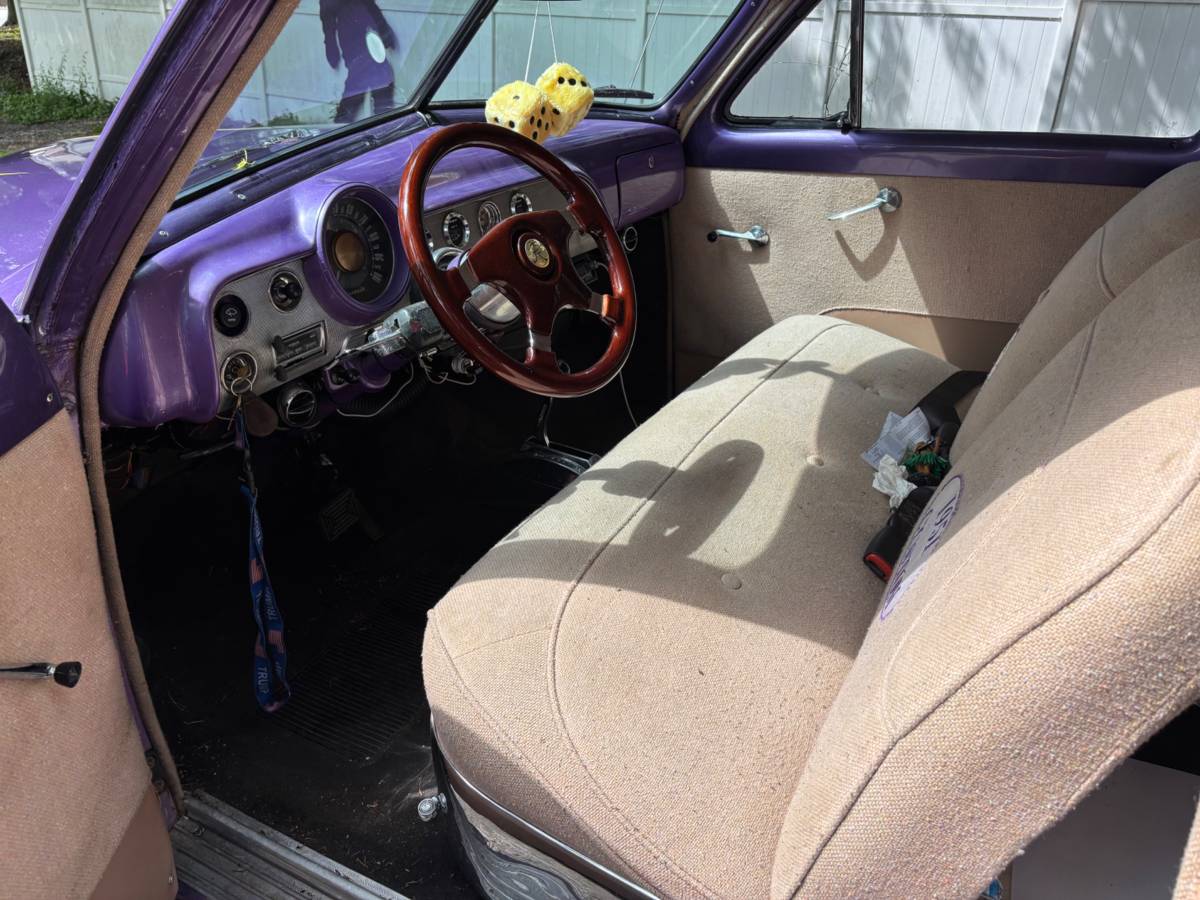 Ford-custom-1951-purple-4