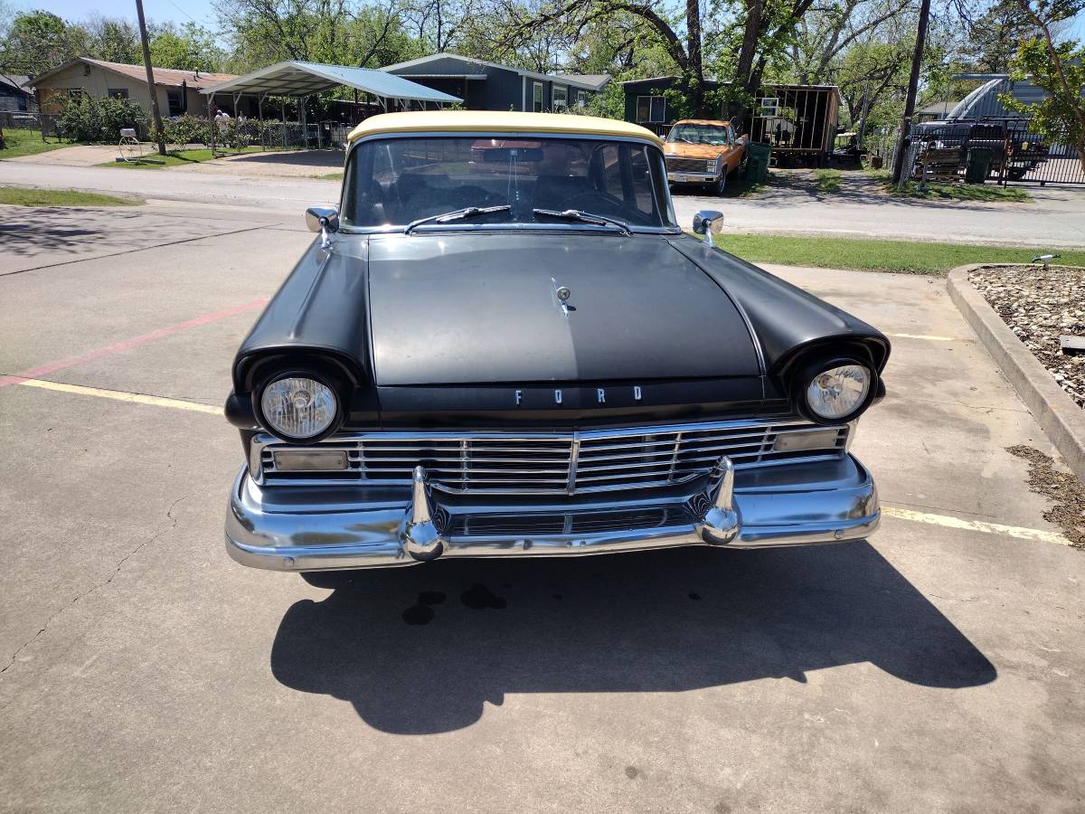 Ford-custom-1957-black-12