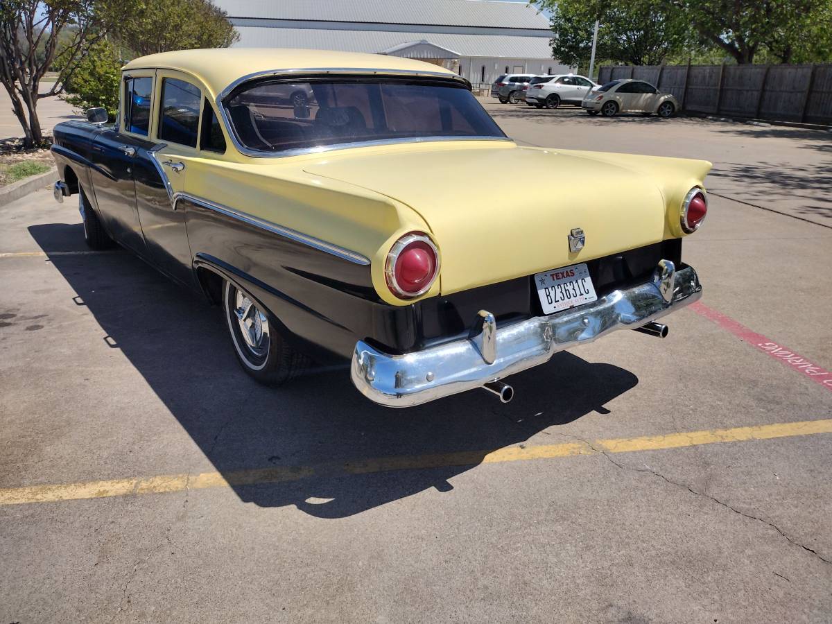 Ford-custom-1957-black-13