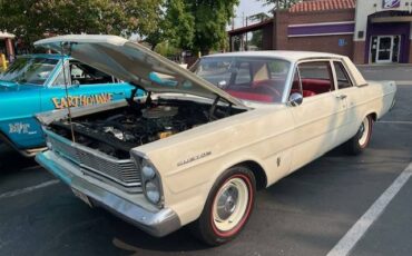 Ford-custom-1965-white