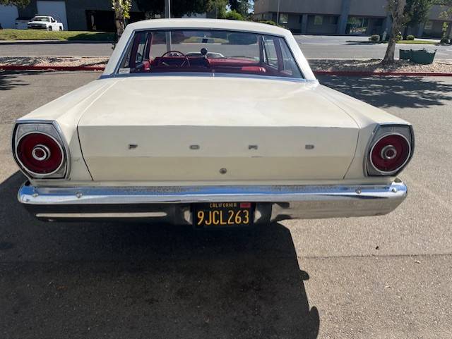 Ford-custom-1965-white-4