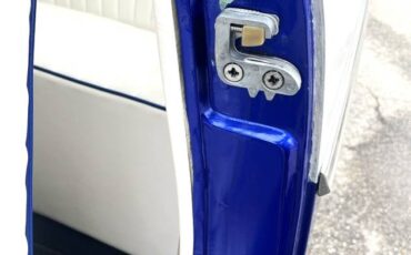 Ford-custom-2-door-1950-blue-10