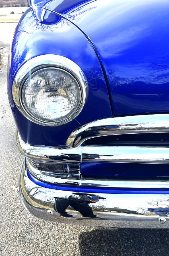 Ford-custom-2-door-1950-blue-18