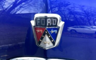 Ford-custom-2-door-1950-blue-20