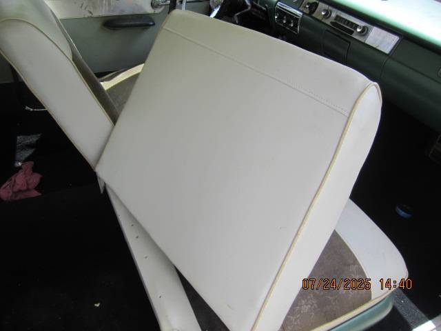 Ford-custom-300-1957-green-17