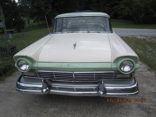 Ford-custom-300-1957-green-3