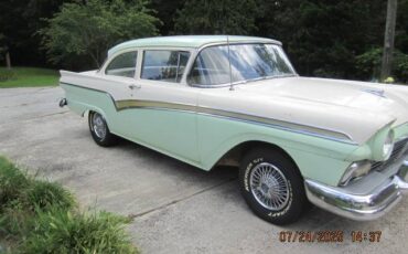 Ford-custom-300-1957-green-4