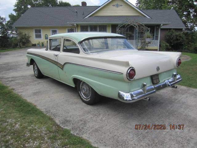 Ford-custom-300-1957-green-7