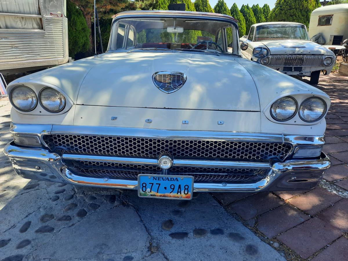 Ford-custom-300-1958