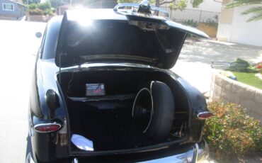 Ford-custom-coupe-1949-black-12