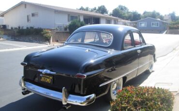 Ford-custom-coupe-1949-black-3