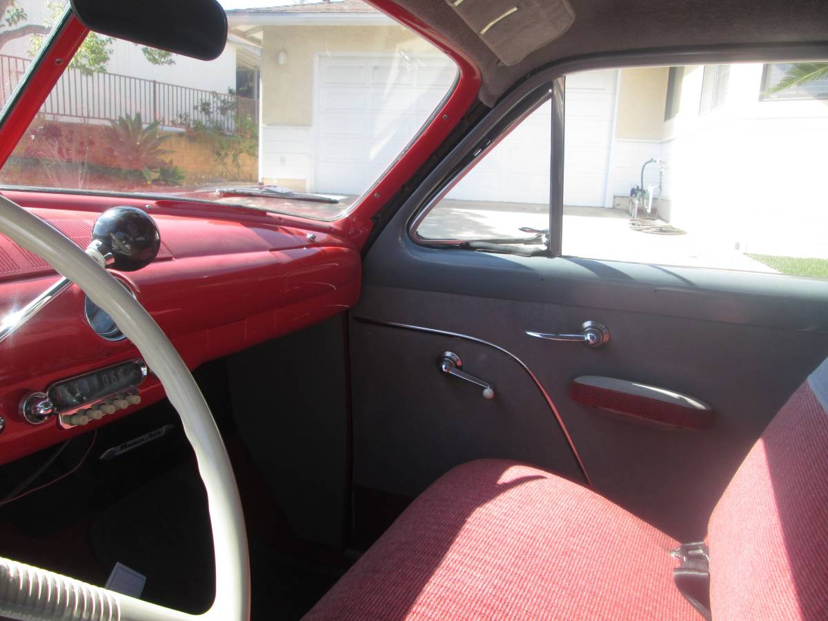 Ford-custom-coupe-1949-black-4
