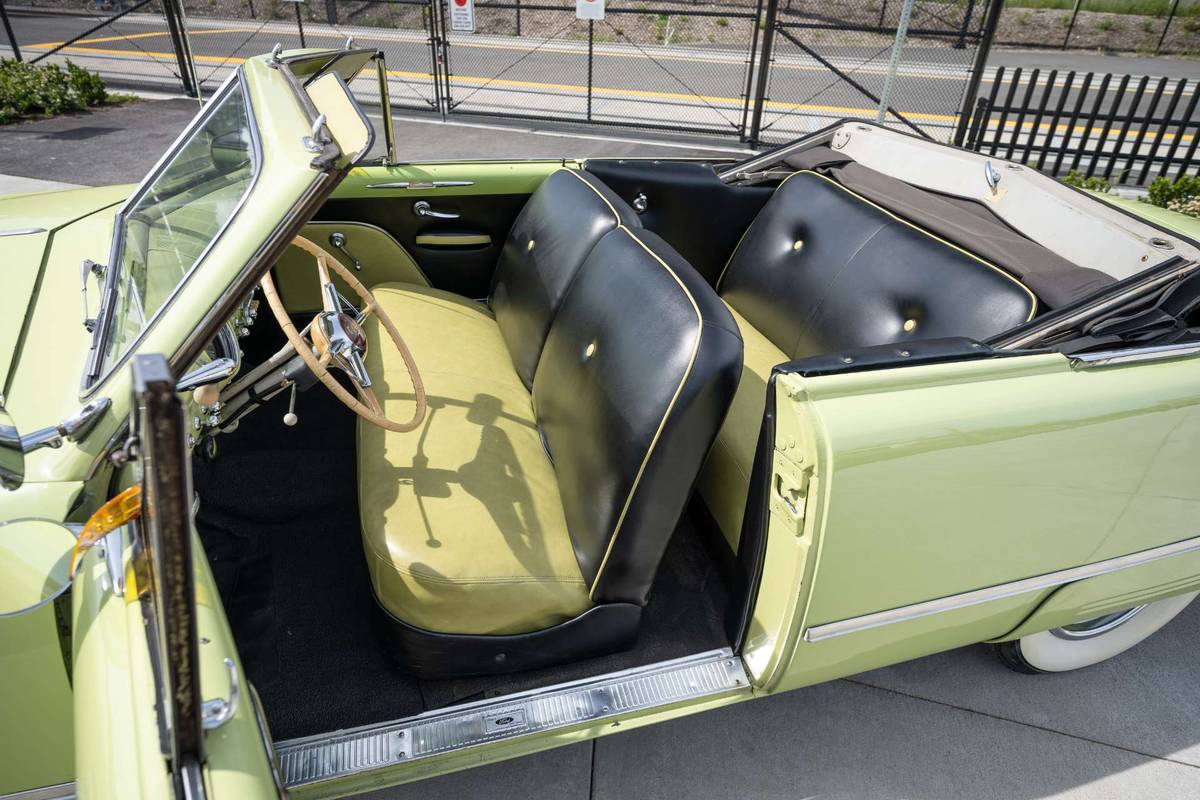 Ford-custom-coupe-1949-green-5