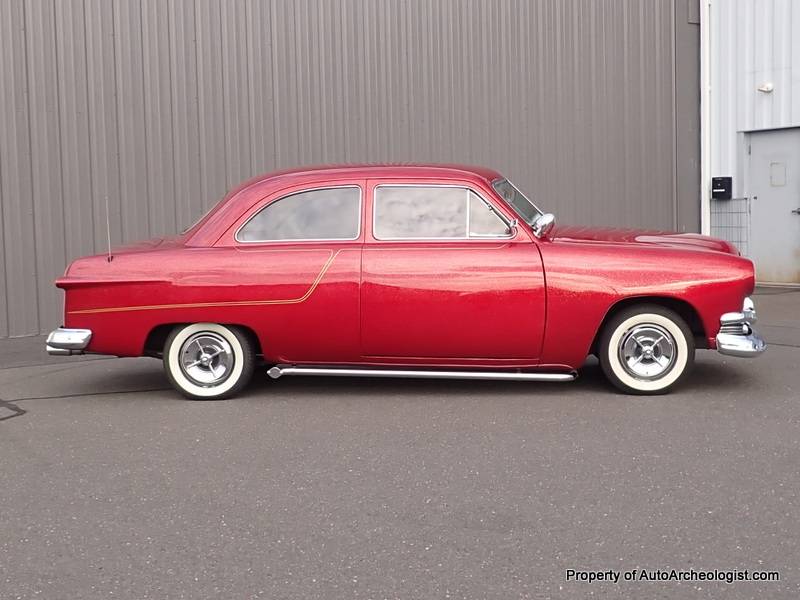 Ford-custom-coupe-1951-red-1