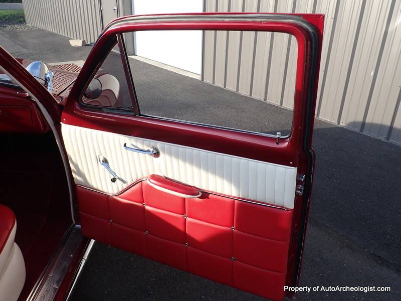 Ford-custom-coupe-1951-red-15