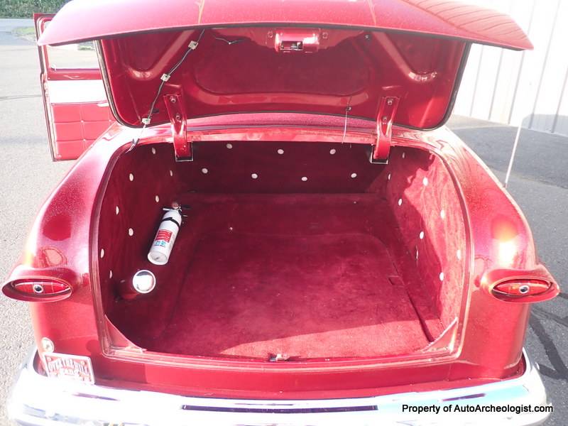 Ford-custom-coupe-1951-red-17