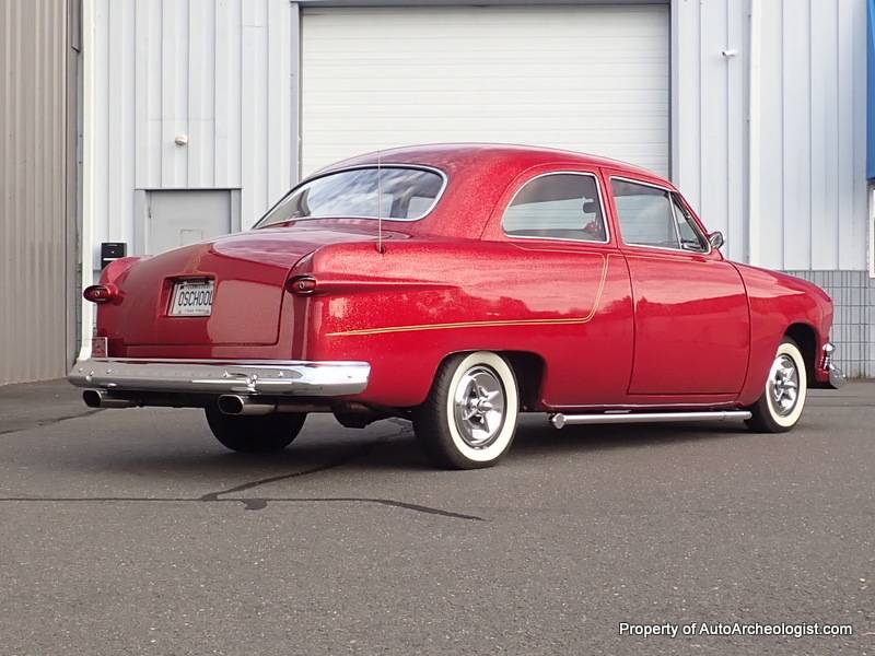 Ford-custom-coupe-1951-red-3