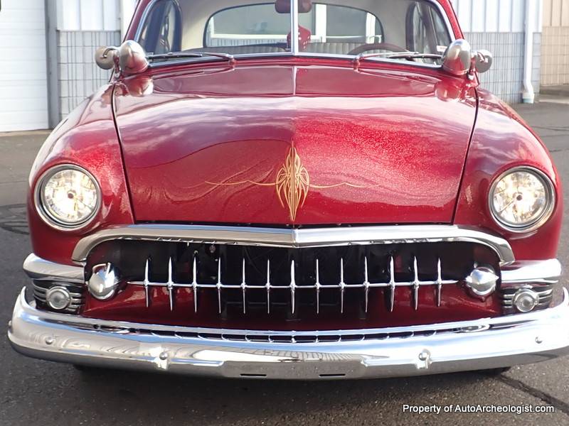 Ford-custom-coupe-1951-red-7
