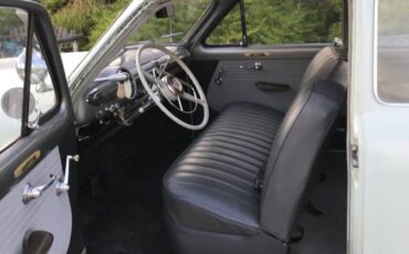Ford-custom-deluxe-1950-green-10