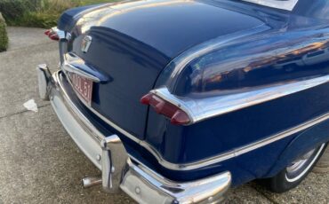 Ford-custom-v8-flathead-1951-blue-5