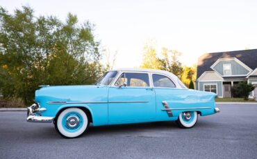 Ford-customline-1953-blue-3