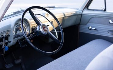 Ford-customline-1953-blue-9