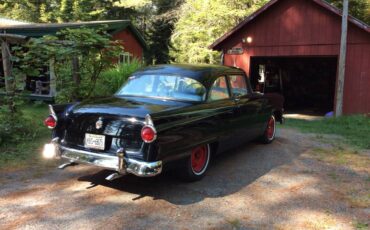 Ford-customline-1955-black-2