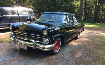 Ford-customline-1955-black