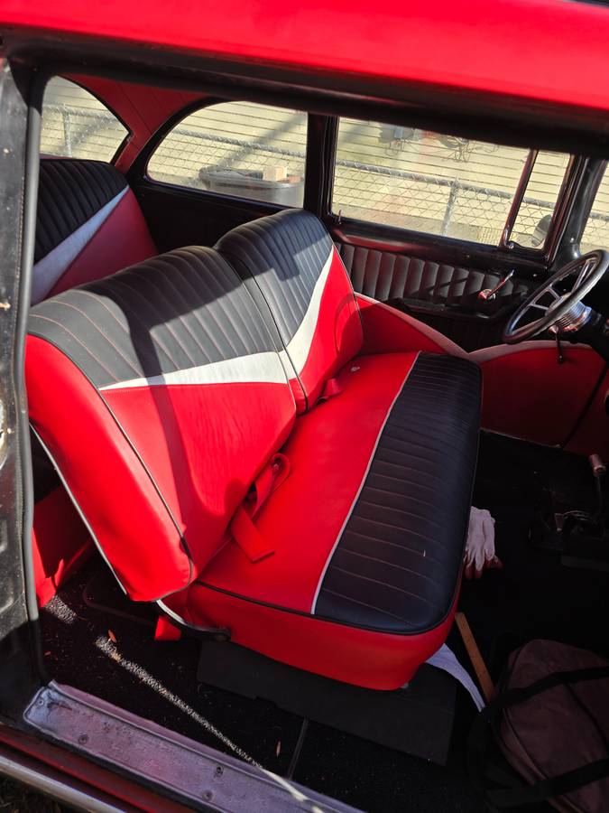 Ford-customline-1956-red-4