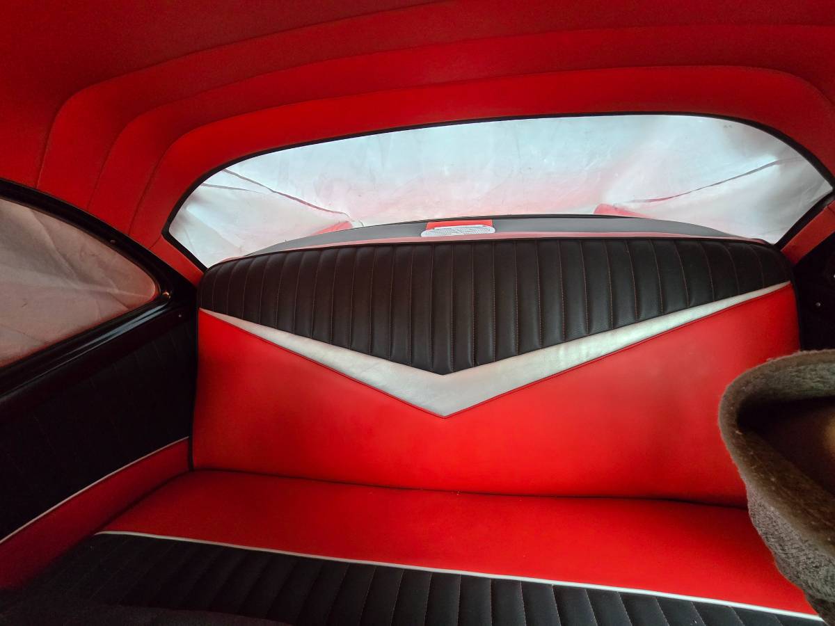Ford-customline-1956-red-5