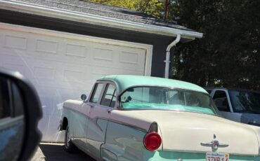 Ford-customline-1956-white-3