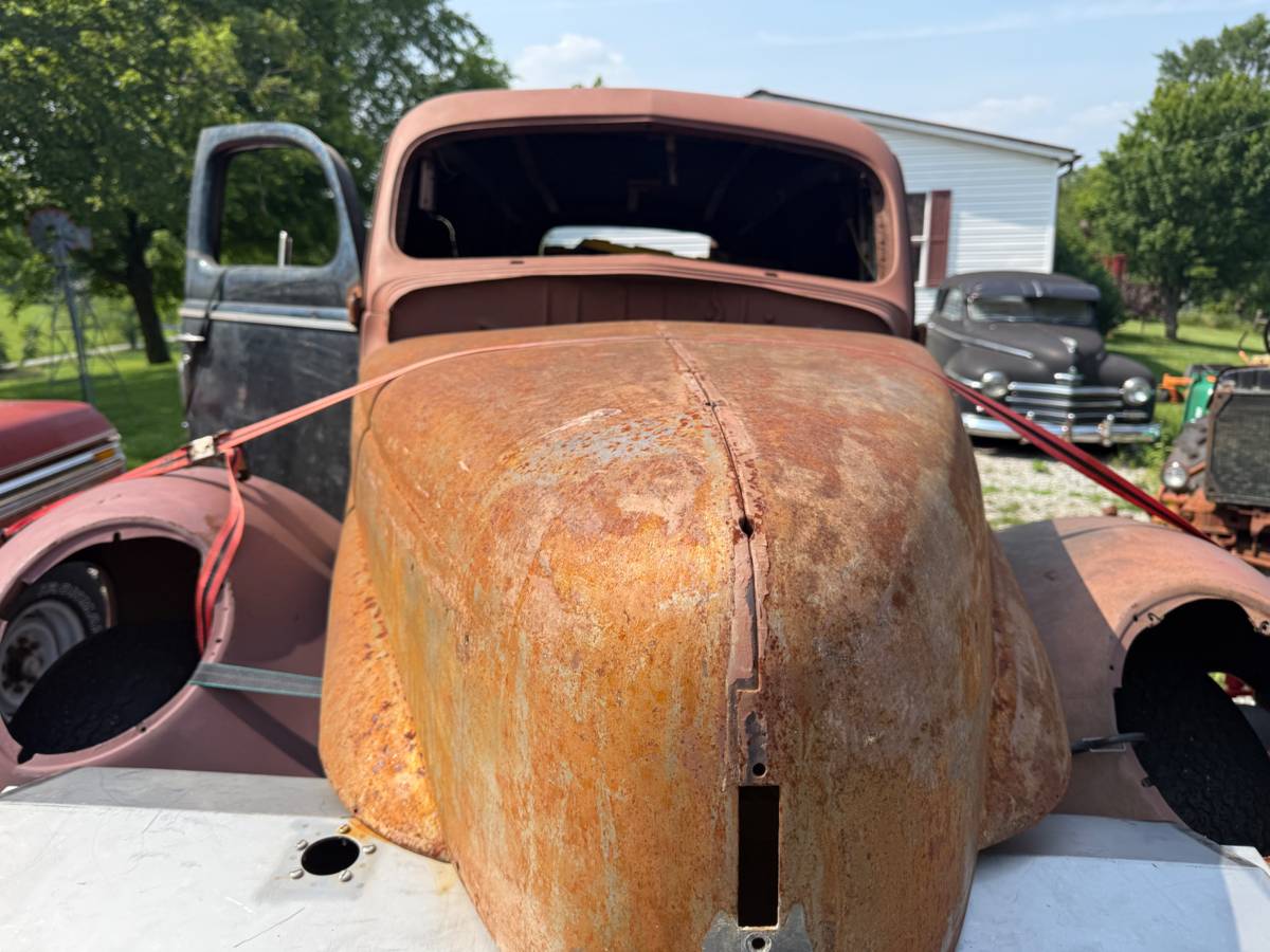 Ford-delivery-van-1940-9
