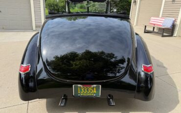 Ford-delux-convertible-1940-black-6