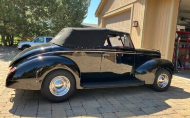 Ford-deluxe-convertible-1940-black-11